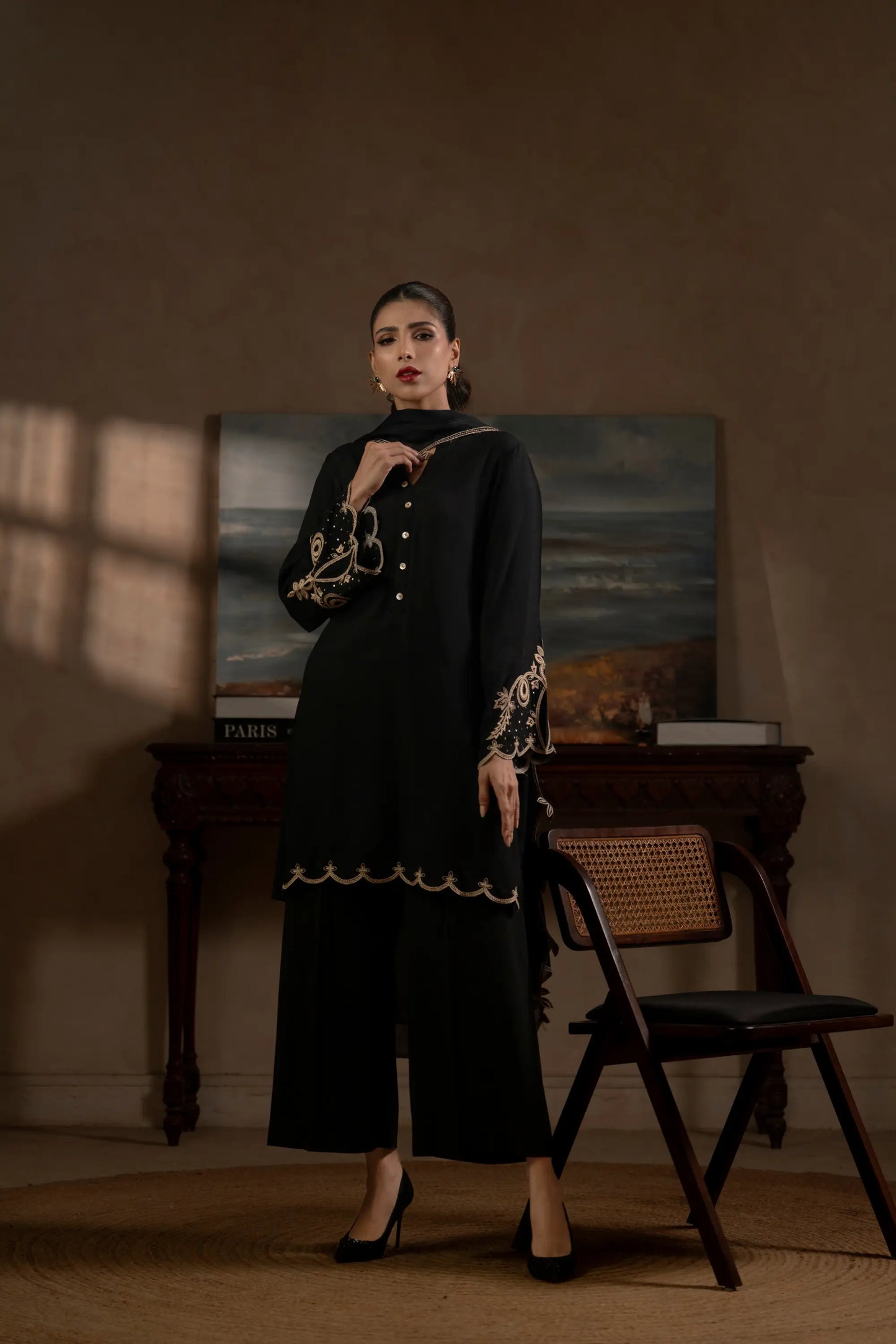 Noir Épure